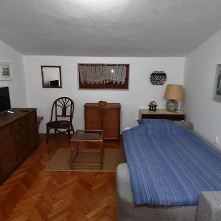 Apartment Dado Rovigno Esterno foto